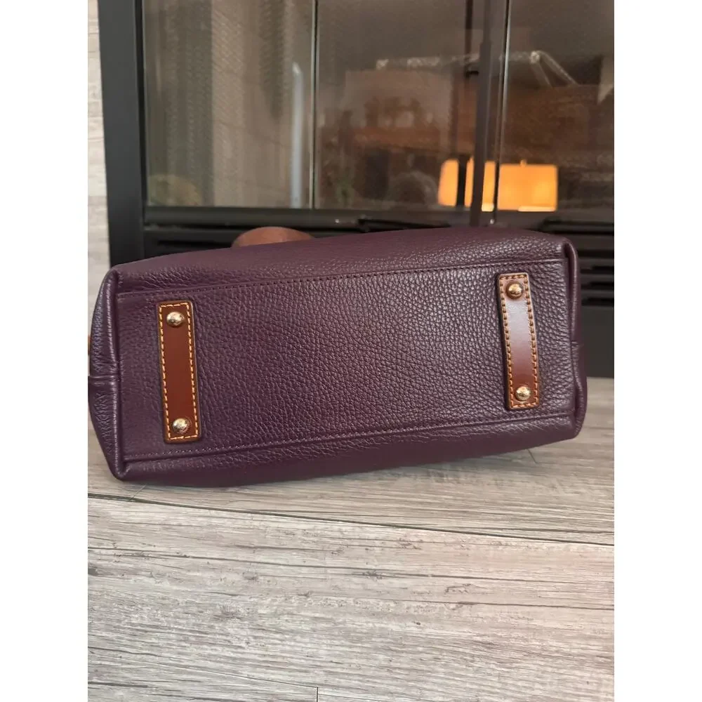Stunning Dooney & Bourke eggplant purple pebble leather Derby tote handbag